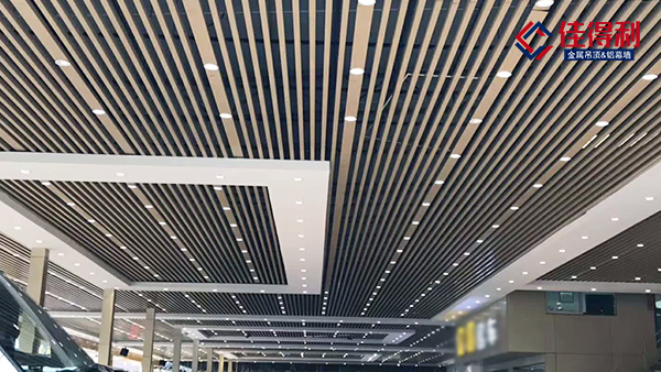 鋁方通廠家告訴你質量好的鋁方通吊頂天花是怎么生產出來的